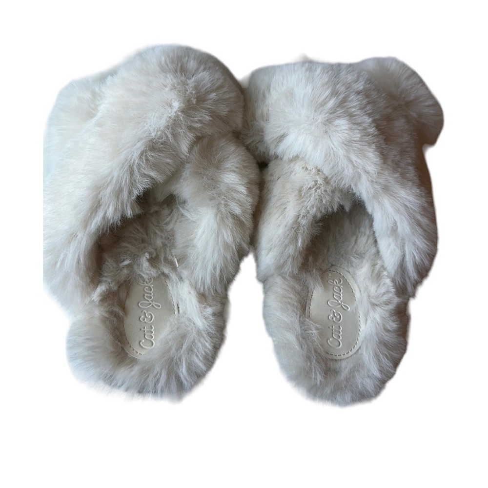 Cat & Jack Girls' Brooklyn Crossband Fur Slippers Ivory Size Small (13/1)